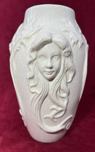 Women vase sculpture - vase,