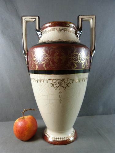 Vase amphore anses la - à,